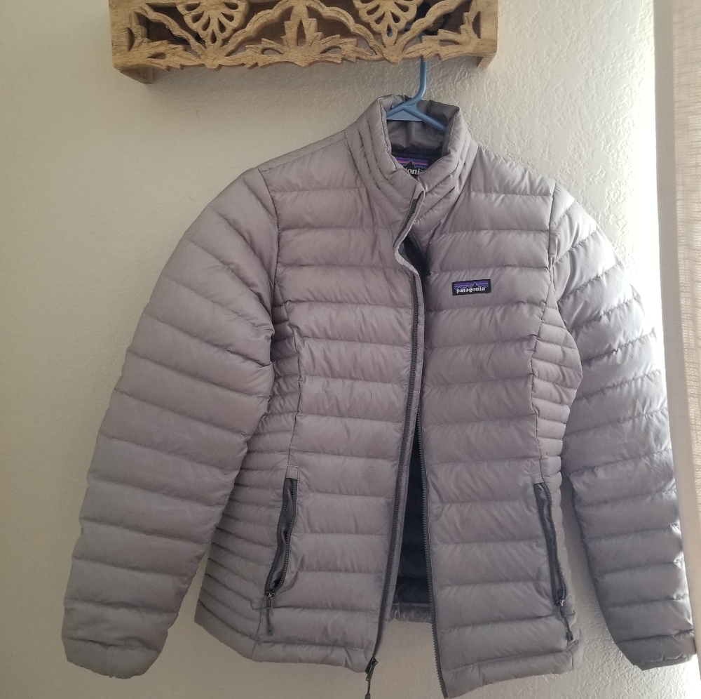Patagonia Women's Medium Down Jacket